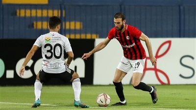 تقارير: لجنة الكرة بالأهلي تعرض عمر كمال على كولر