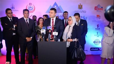 مؤسسة «التجاري الدولي» و«راعي مصر» تحتفلان بتدشين 3 قوافل طبية بحضور وزيرة الهجرة