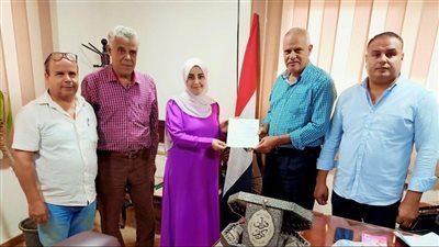 تسليم عقود وحدات إسكان اجتماعي بمدينة بني عبيد في الدقهلية 