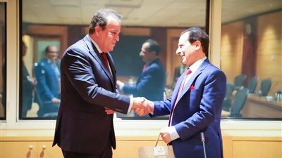 وزير الصحة: تبادل الخبرات مع باكستان لتنفيذ برنامجها للقضاء على فيروس سي