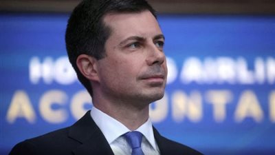 أمريكا تجري محادثات مع شركات طيران لاستئناف رحلاتها إلى إسرائيل