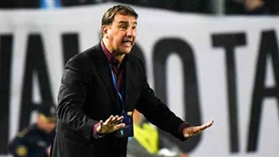 قبل مواجهة المنتخبين اليوم.. مدرب كولومبيا يشيد بمارسيلو بييلسا مدرب أوروجواي
