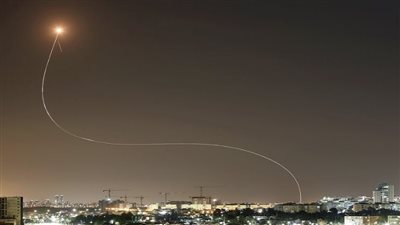 سوريا تطلق صواريخ على تل أبيب.. تفاصيل