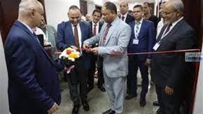 رئيسا البحث العلمي والقومي للبحوث يفتتحان مركز تطوير الصناعات الكيماوية
