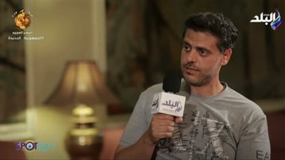 حياتي اختلفت بعد الزواج.. طارق صبري يتحدث عن شيري عادل بعد شائعات انفصالهما