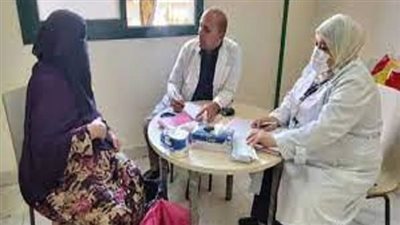 الكشف على 1030 مواطنا مجانا بقافلة طبية في القليوبية