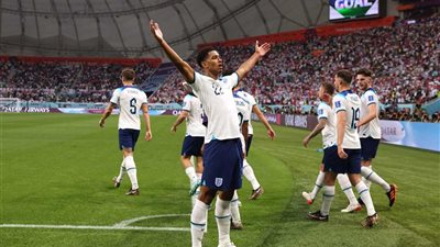 تقارير: بيلينجهام يحاول استقطاب نجم ليفربول إلى ريال مدريد