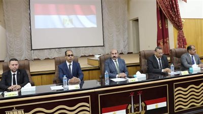 محافظ أسوان يشهد إفتتاح فعاليات مبادرة 