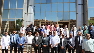 محافظ أسوان: تطبيق منظومة التأمين الصحي الشامل بـ11 مستشفى و112 مركز طبيا ووحدة لطب أسرة