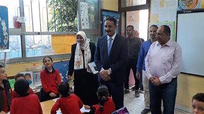 مدير تعليم الجيزة يتفقد عددا من المدارس لمتابعة انتظام العملية التعليمية 