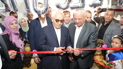 وزير التعليم ومحافظ السويس يتابعان الأعمال الإنشائية لمدرسة النيل الدولية