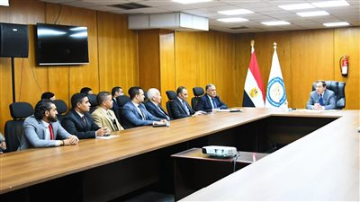 وزير البترول يكرم كوادر هيئة الثروة المعدنية بقطاع التعدين 