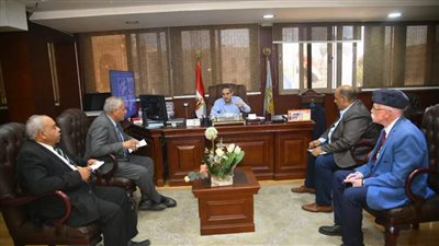 اجتماع هام لمحافظ الغربية بشأن إجراءات تنفيذ مشروعات المرحلة الثانية لمبادرة حياة كريمة