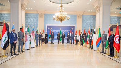 رئيس هيئة الدواء المصرية يدين العدوان الغاشم على قطاع غزة