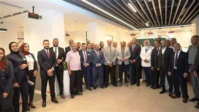 محافظ أسوان يفتتح أعمال التطوير بفرع البنك الأهلى المصرى بإدفو