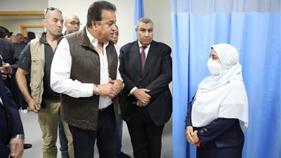 وزير الصحة يوجه بسرعة الانتهاء من استكمال تجهيزات كمستشفى طهطا العام 