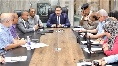 اجتماع مهم لمحافظ المنوفية بشأن جاهزية مركز الشبكة الوطنية الموحدة للطوارئ والسلامة العامة