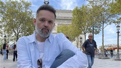 الموت يفجع الفنان محمد محمود عبدالعزيز 