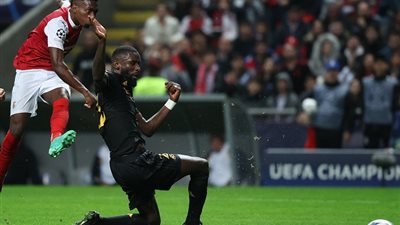 رودريجر عن تعرضه للعنصرية أمام براجا: دعونا نضع تركيزنا على يوم السبت