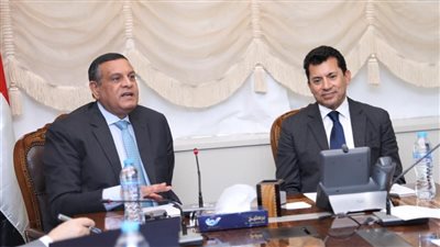 وزيرا التنمية المحلية والرياضة يبحثان توفير فرص عمل للشباب ودعم المشروعات