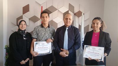 وكيل تعليم كفر الشيخ يكرم الفائزين في مسابقة NASA Space Apps