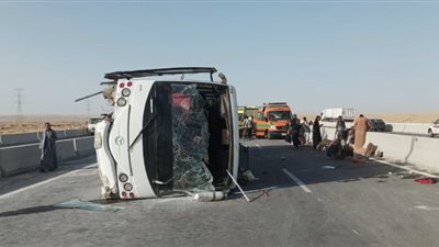 انقلاب أتوبيس أعلى نفق أحمد بدوي في رمسيس