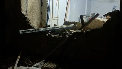 أول فيديو لحادث طابا.. ومصادر: القذيفة استهدفت مبنى الإسعاف ومستشفى المدينة 