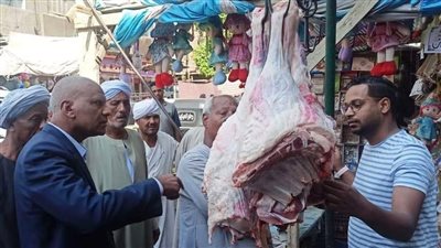 محافظ أسوان: رؤساء المراكز والمدن يتابعون تطبيق مبادرة تخفيض أسعار السلع 