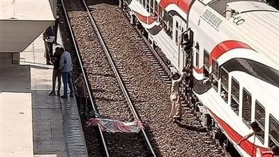 قطار «أسوان - القاهرة» يدهس شابا على شريط السكة الحديد بسوهاج
