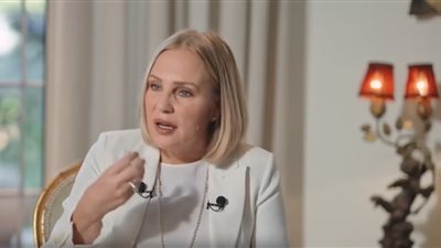 رقصت في عيد تحرير سينا.. شيرين رضا تكشف عن مشاركتها الوحيدة مع فرقة رضا