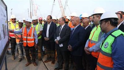 وزير النقل يتفقد ميناء دمياط البحري لمتابعة معدلات تنفيذ المشروعات الجارية
