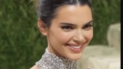 كيندال جينر تكشف عن حالة هلع لديها لهذا السبب