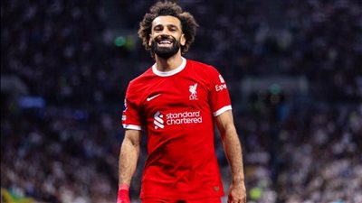  صلاح يصنع ويسجل فى فوز ليفربول العريض على نوتنجهام فورست 