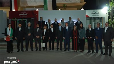 السفير الفلسطيني بمصر يزور حملة «السيسي» ويشكر الرئيس على إدخال المساعدات إلى غزة