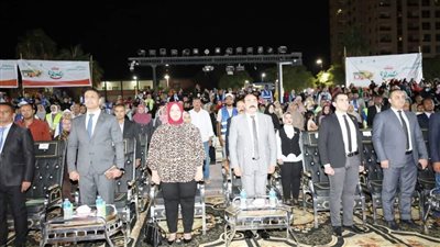 محافظ أسوان يشهد فعالية حياة كريمة وجمعية الأورمان لتمكين الأسر الأكثر احتياجا