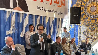 المرشح الرئاسي فريد زهران يلتقى عددا من عائلات الفيوم 