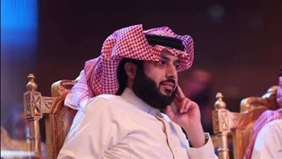 تركي آل الشيخ يعلن استغناءه عن الفنانين المصريين في موسم الرياض القادم