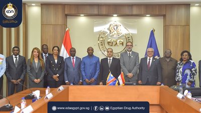 رئيس هيئة الدواء يستقبل وفدًا من هيئة تنظيم الأدوية بالكونغو 
