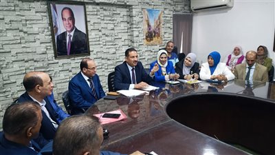  مدير تعليم الجيزة يرصد الإيجابيات والسلبيات ويصدر 8 تعليمات مهمة للمدرسة والطالب