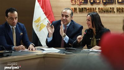 رئيس الحملة الانتخابية للسيسي: الدستور المصري يضم ٢٠ مادةً تناولت حقوق المرأة (تفاصيل)