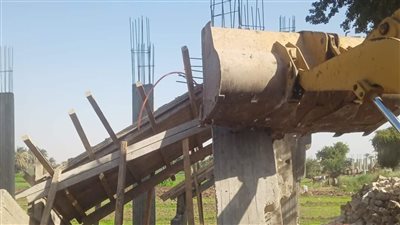 حملة مكبرة لإزالة التعديات على الأراضي الزراعية وأملاك الدولة بالمنيا 