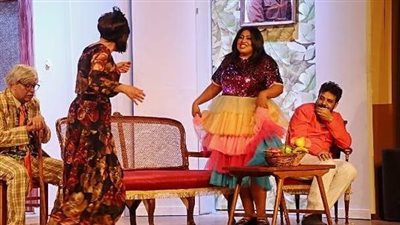 بعد استبدال لوسي.. بوستر جديد لمسرحية «الحفيد» (صورة)