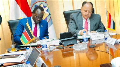 تفاصيل لقاء وزير المالية مع نظيره الجنوب سودانى (صور)