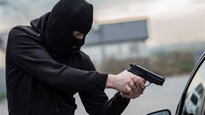 ضربوه بكعب السلاح.. تفاصيل جديدة بشأن المتهمين بسرقة تاجر مفروشات بالقليوبية