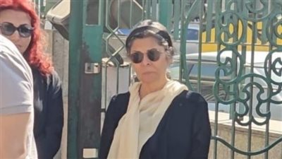 تشييع جثمان والدة سلوى محمد علي من مسجد النور بالعباسية (صور)