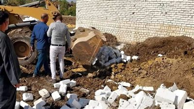 محافظ المنيا: إزالة 52 مخالفة بناء على الأراضى الزراعية