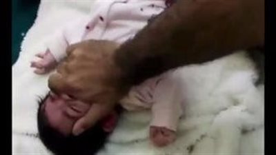 عقوبة رادعة لعاطل وزوجته عذبا طفل حتى الموت في الإسكندرية