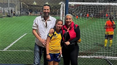 أسما شريف منير توجه رسالة لـ طليقها: الأب المحترم السند والضهر (صور)