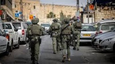 اعتقال 4 فلسطينيين أثناء اقتحام قوات الاحتلال للضفة الغربية