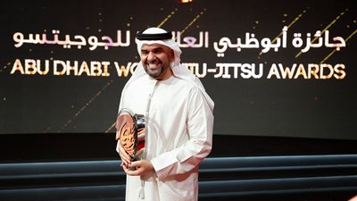 حسين الجسمي يحصد لقب 